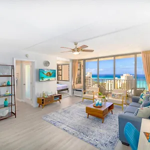 Waikiki Upscale 1 Bedroom - Ocean Views - Parking Apartment Honolulu